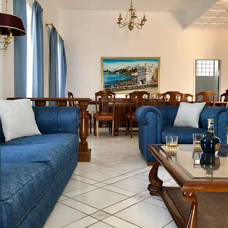Villa Andros Epoque Livádhia Eksteriør billede