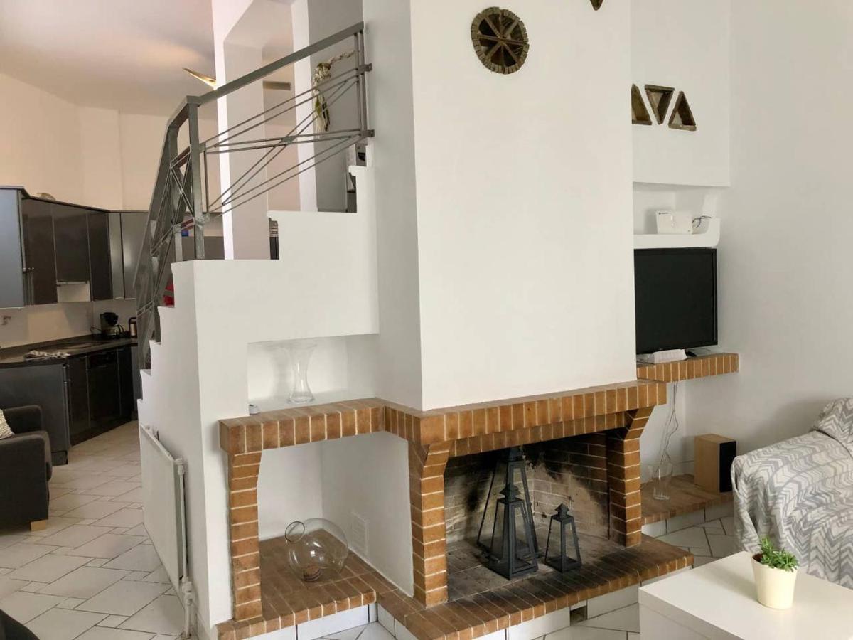 Villa Andros Epoque Livádhia Eksteriør billede
