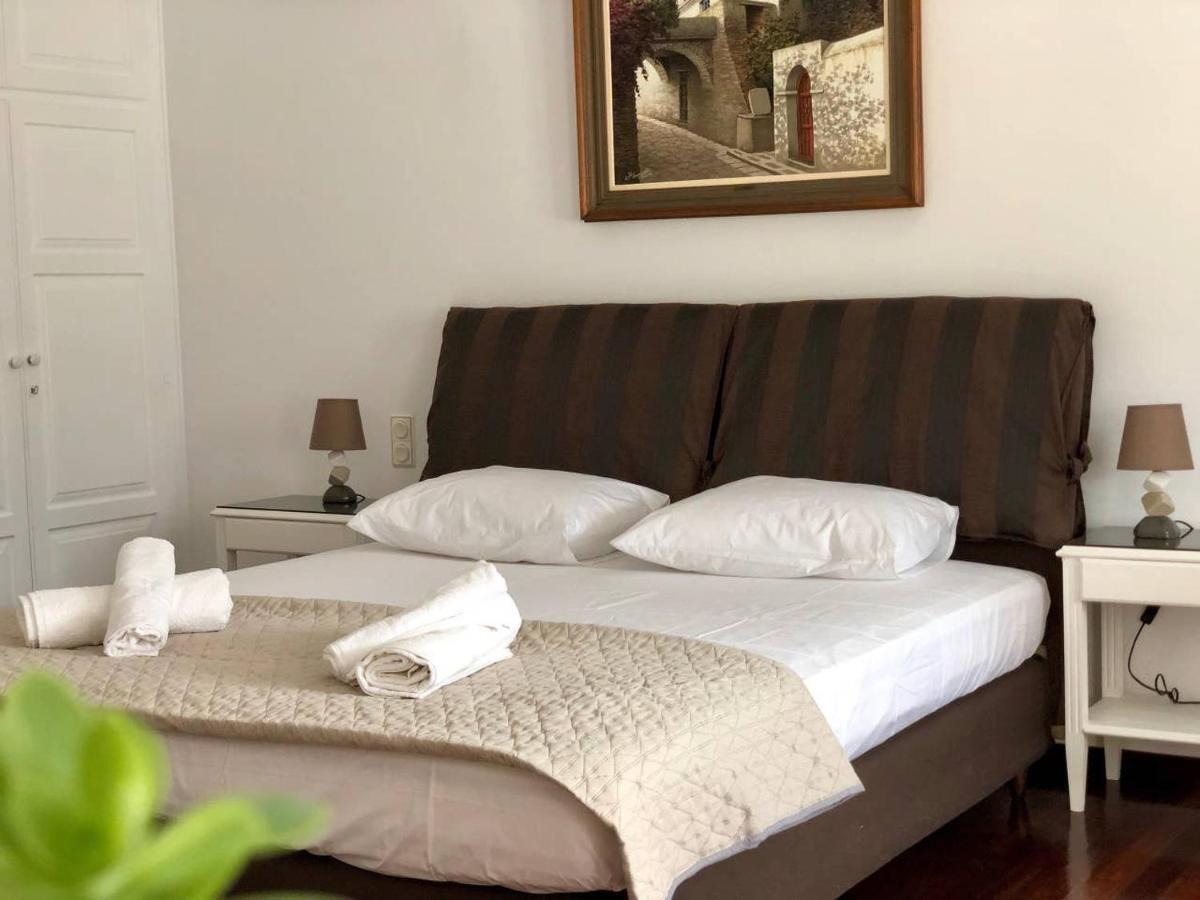 Villa Andros Epoque Livádhia Eksteriør billede