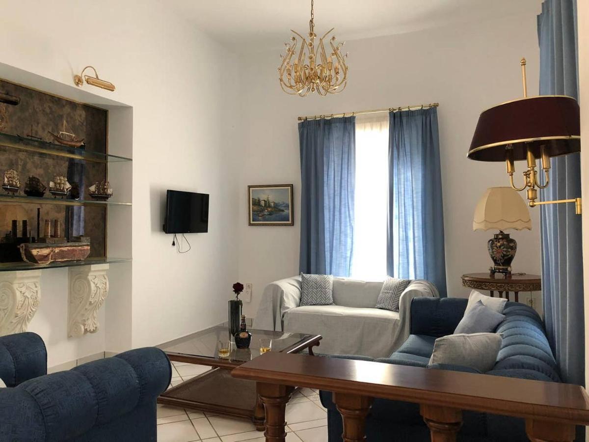 Villa Andros Epoque Livádhia Eksteriør billede