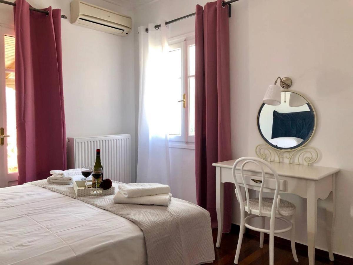 Villa Andros Epoque Livádhia Eksteriør billede